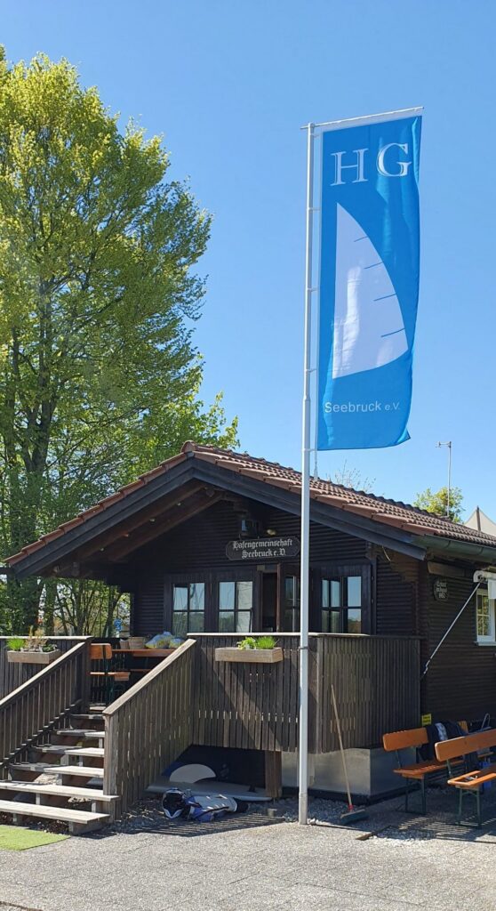Flagge für Hafengemeinschaft Seebruck